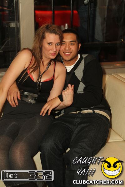 Lot332 nightclub photo 212 - January 14th, 2011