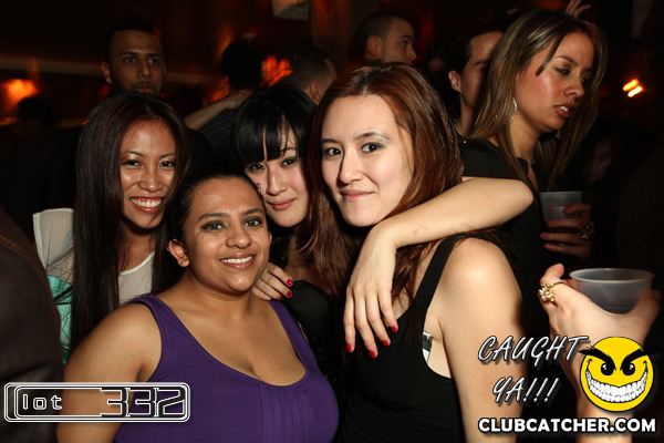 Lot332 nightclub photo 214 - January 14th, 2011