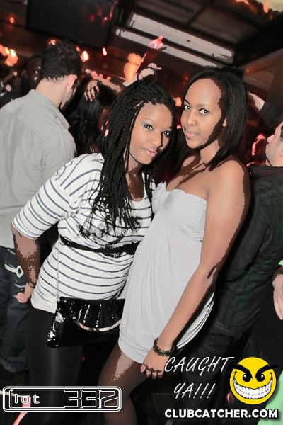Lot332 nightclub photo 227 - January 14th, 2011