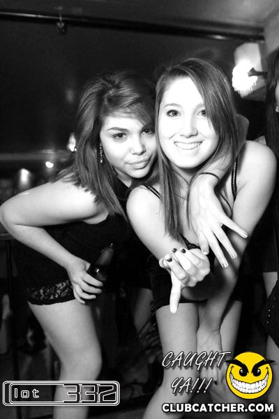 Lot332 nightclub photo 229 - January 14th, 2011