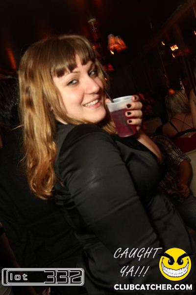 Lot332 nightclub photo 250 - January 14th, 2011