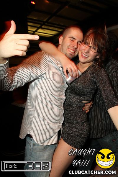 Lot332 nightclub photo 32 - January 14th, 2011