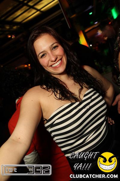 Lot332 nightclub photo 64 - January 14th, 2011