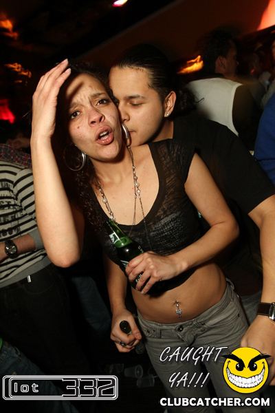 Lot332 nightclub photo 68 - January 14th, 2011