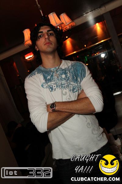 Lot332 nightclub photo 85 - January 14th, 2011