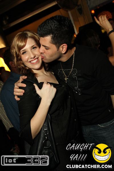 Lot332 nightclub photo 88 - January 14th, 2011