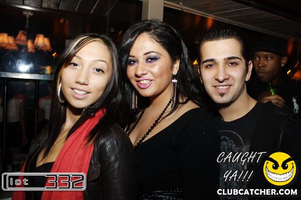 Lot332 nightclub photo 128 - January 15th, 2011