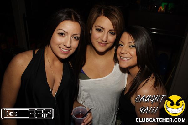 Lot332 nightclub photo 24 - January 15th, 2011
