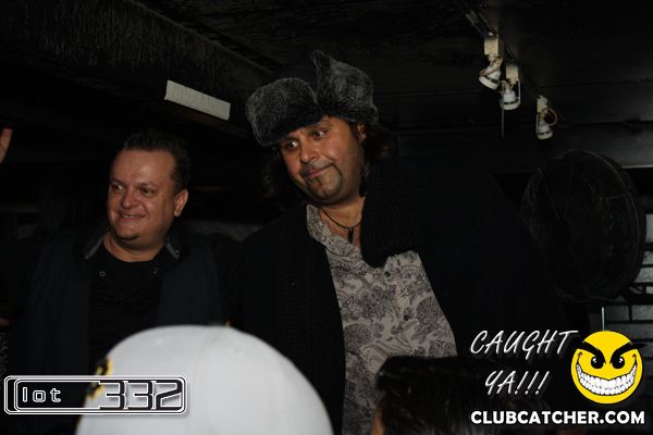 Lot332 nightclub photo 28 - January 15th, 2011