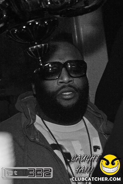 Lot332 nightclub photo 62 - January 15th, 2011