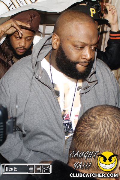 Lot332 nightclub photo 10 - January 15th, 2011