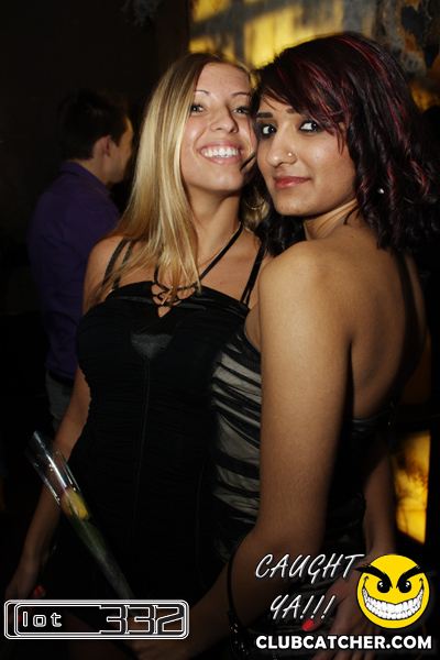 Lot332 nightclub photo 120 - January 22nd, 2011