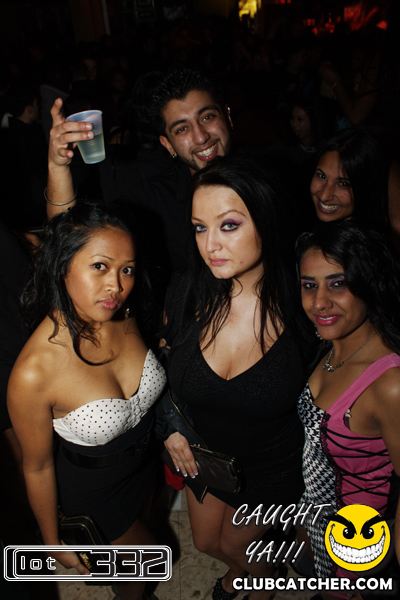 Lot332 nightclub photo 121 - January 22nd, 2011