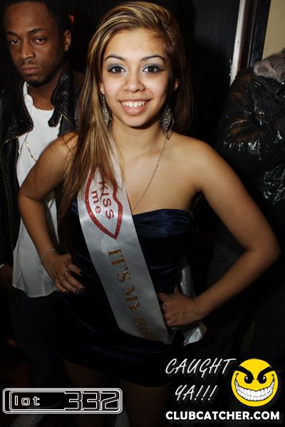 Lot332 nightclub photo 190 - January 22nd, 2011