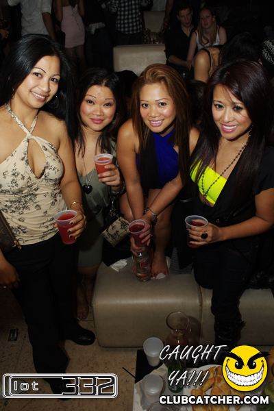 Lot332 nightclub photo 71 - January 22nd, 2011