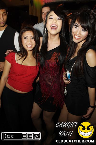 Lot332 nightclub photo 91 - January 22nd, 2011
