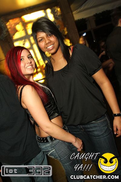 Lot332 nightclub photo 23 - January 28th, 2011