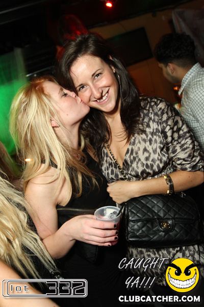 Lot332 nightclub photo 50 - January 28th, 2011