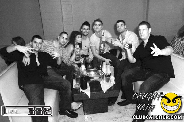 Lot332 nightclub photo 6 - January 28th, 2011
