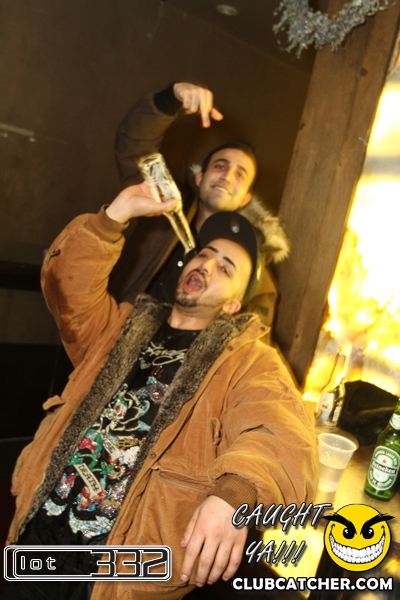 Lot332 nightclub photo 70 - January 28th, 2011