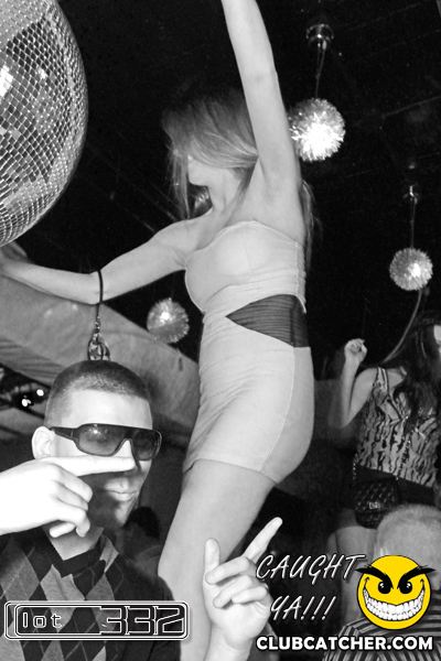 Lot332 nightclub photo 84 - January 28th, 2011