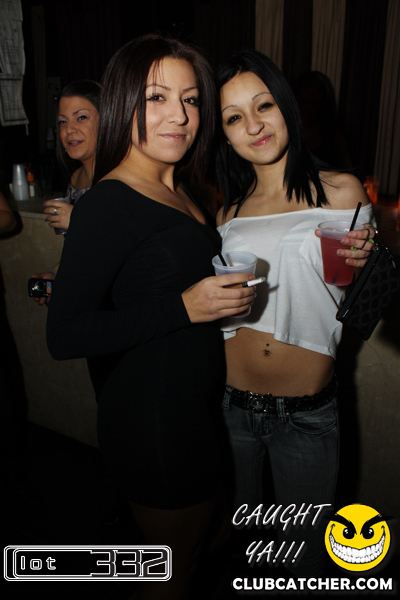 Lot332 nightclub photo 2 - January 29th, 2011
