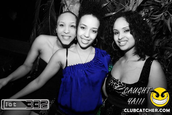 Lot332 nightclub photo 13 - January 29th, 2011
