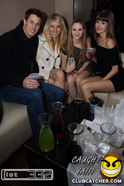 Lot332 nightclub photo 141 - January 29th, 2011