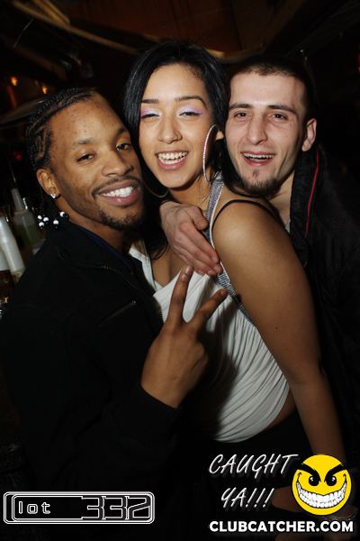 Lot332 nightclub photo 186 - January 29th, 2011