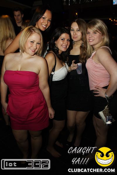 Lot332 nightclub photo 195 - January 29th, 2011