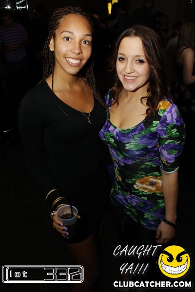 Lot332 nightclub photo 200 - January 29th, 2011
