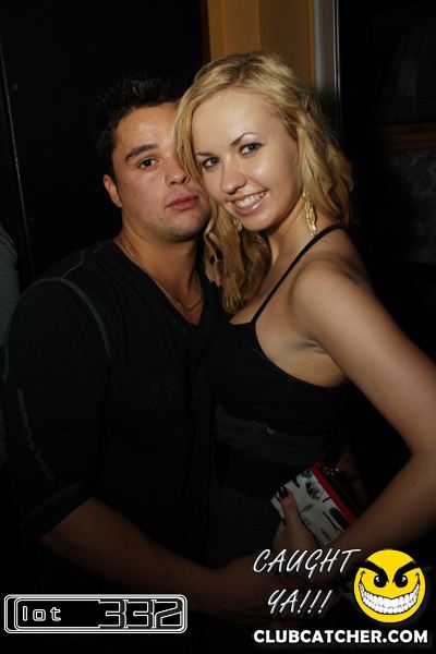 Lot332 nightclub photo 21 - January 29th, 2011