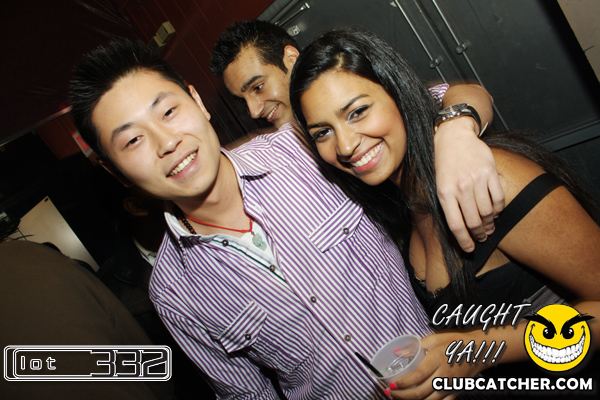 Lot332 nightclub photo 32 - January 29th, 2011