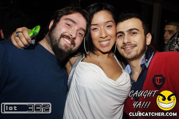 Lot332 nightclub photo 57 - January 29th, 2011
