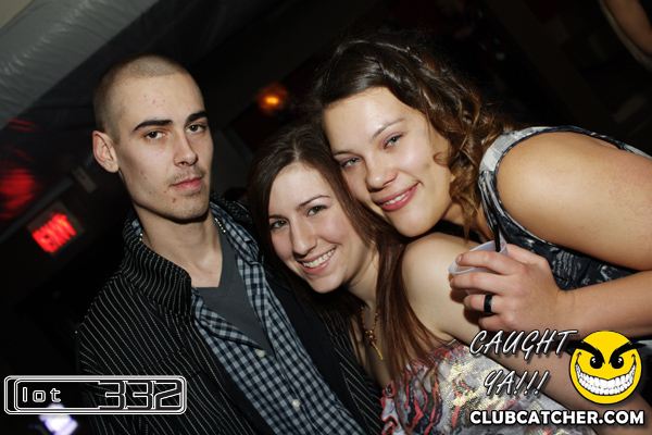 Lot332 nightclub photo 63 - January 29th, 2011