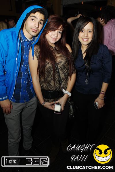 Lot332 nightclub photo 82 - January 29th, 2011