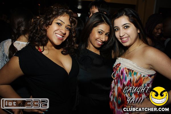 Lot332 nightclub photo 85 - January 29th, 2011