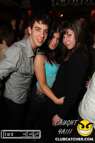 Lot332 nightclub photo 17 - February 4th, 2011