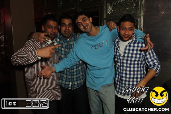 Lot332 nightclub photo 53 - February 4th, 2011