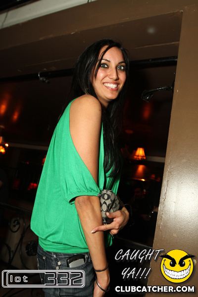 Lot332 nightclub photo 58 - February 4th, 2011