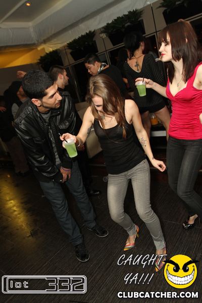 Lot332 nightclub photo 63 - February 4th, 2011