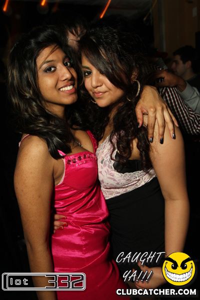 Lot332 nightclub photo 86 - February 4th, 2011