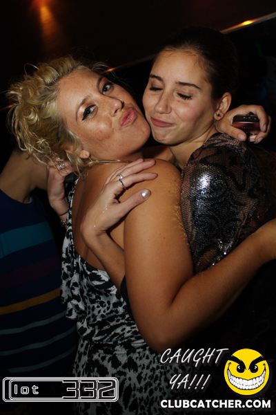 Lot332 nightclub photo 104 - February 5th, 2011