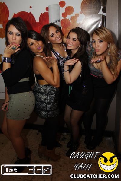 Lot332 nightclub photo 123 - February 5th, 2011