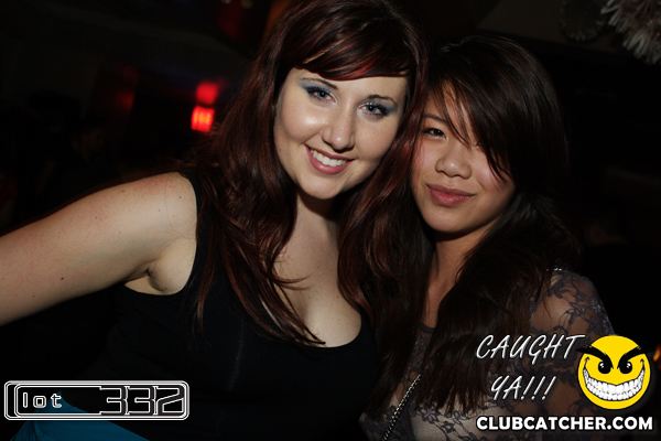 Lot332 nightclub photo 130 - February 5th, 2011