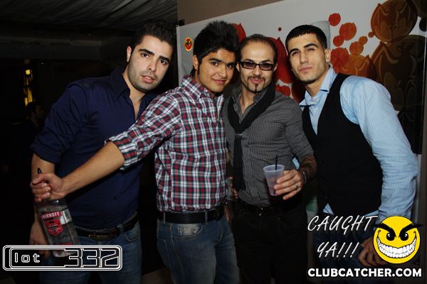 Lot332 nightclub photo 14 - February 5th, 2011