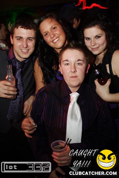 Lot332 nightclub photo 139 - February 5th, 2011