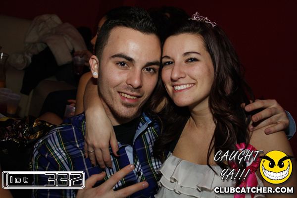 Lot332 nightclub photo 23 - February 5th, 2011