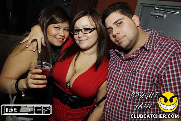 Lot332 nightclub photo 77 - February 5th, 2011