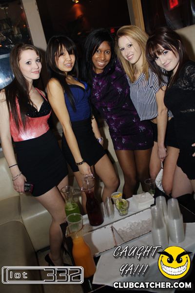 Lot332 nightclub photo 88 - February 5th, 2011